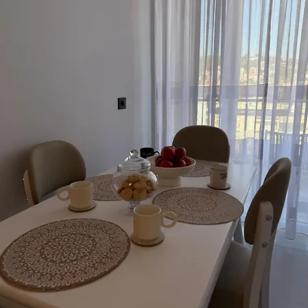 Wave Nest Apartment *