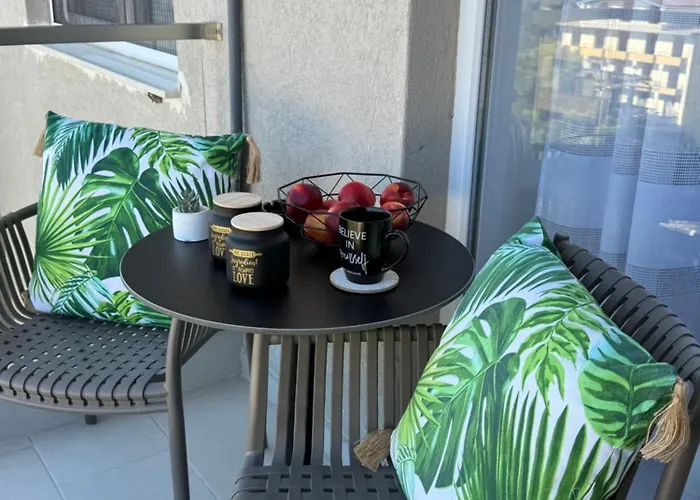 アパート Wave Nest ゴーレム